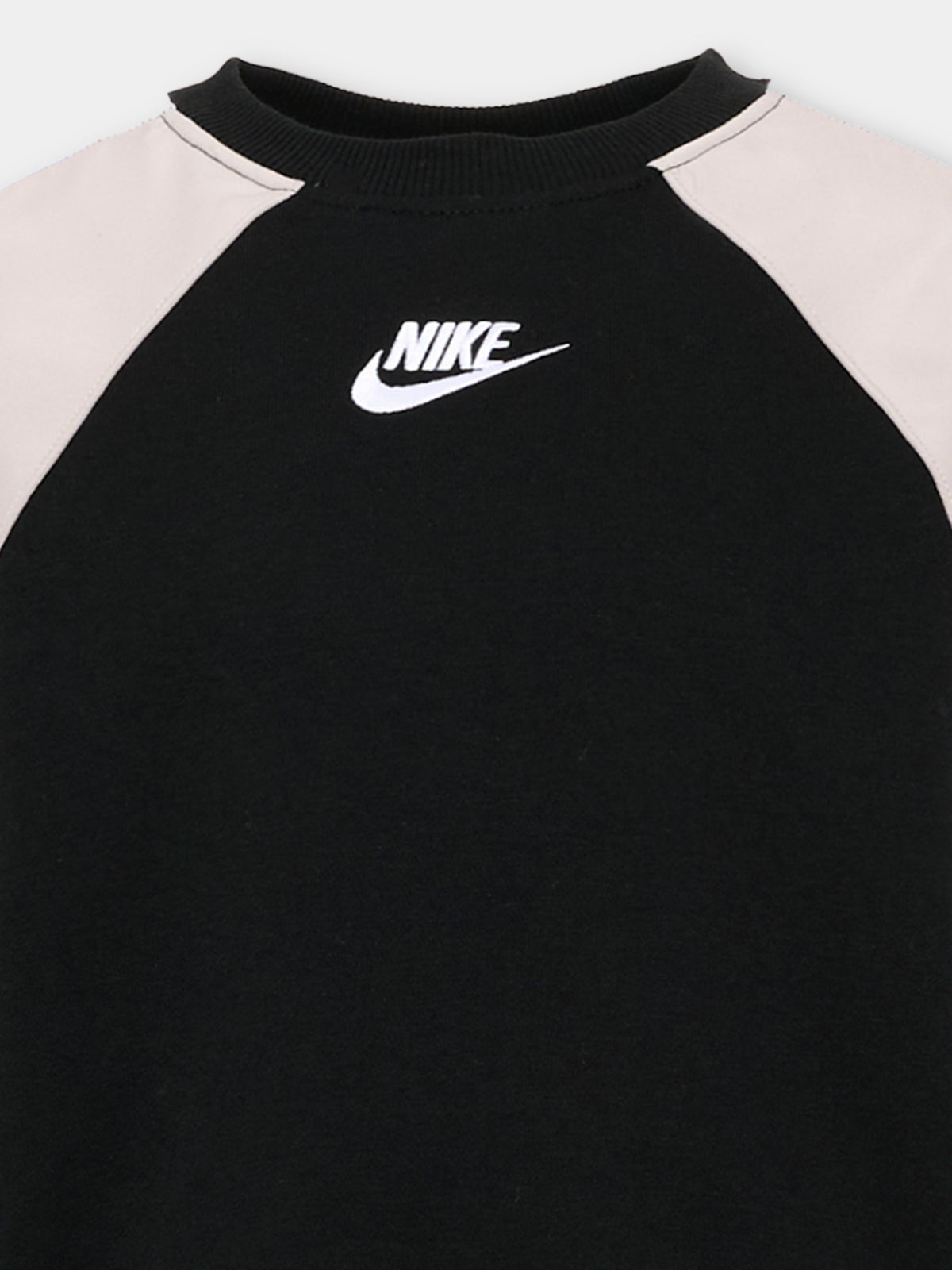 Completo sportivo lungo nero con logo per bambini,Nike,86P197 023