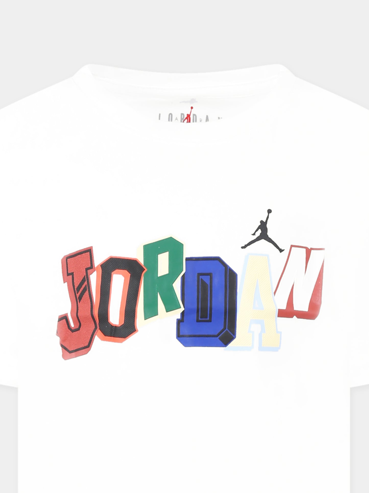 White t-shirt for boy with logo