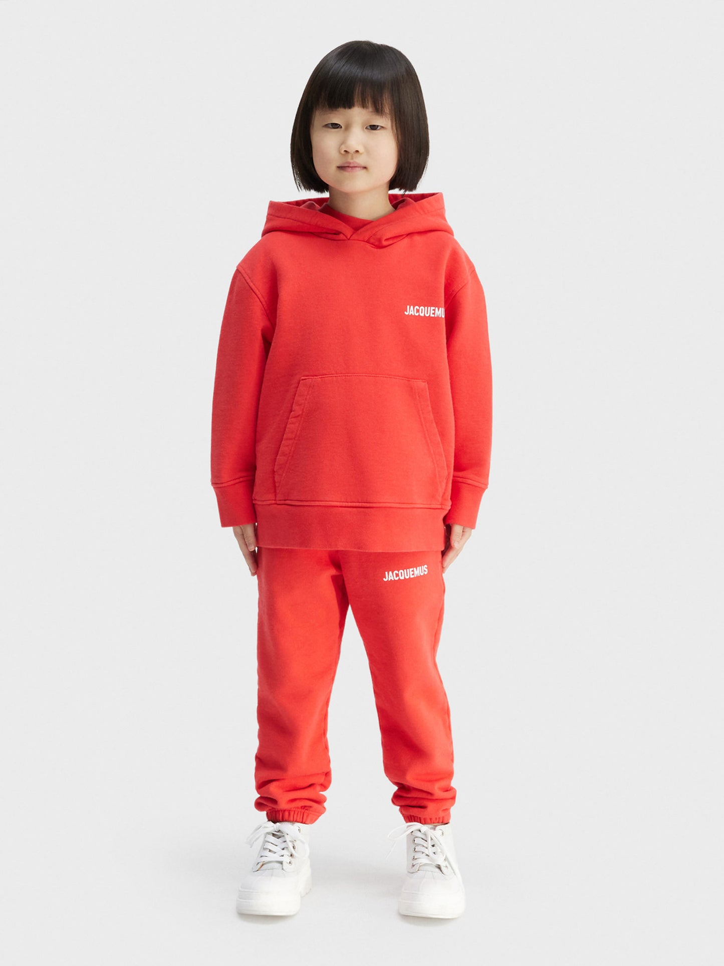 Red 'Le Jogging Jacquemus' trousers for kids