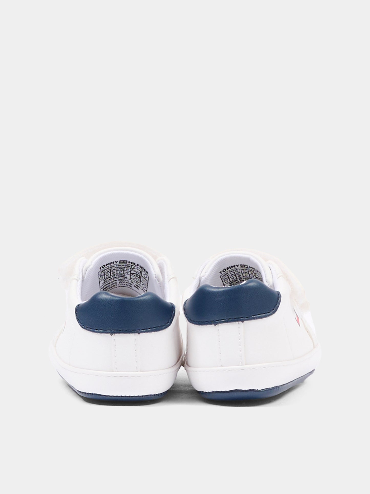 Sneakers bianche per neonato con bandierina,Tommy Hilfiger Junior,T0B9 34328 1582X336