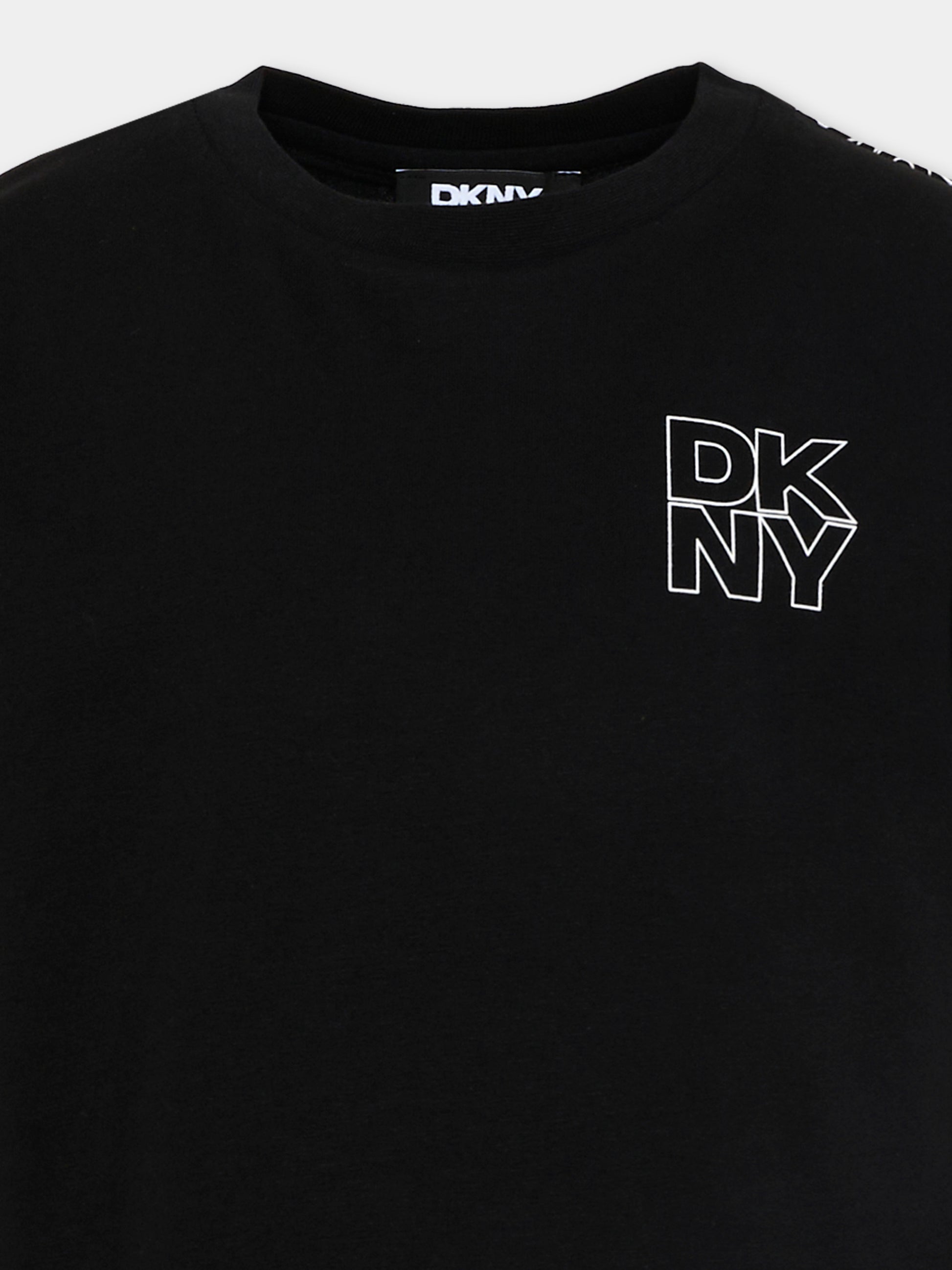 T-Shirt nera per bambino con logo,Dkny,D62546 09B
