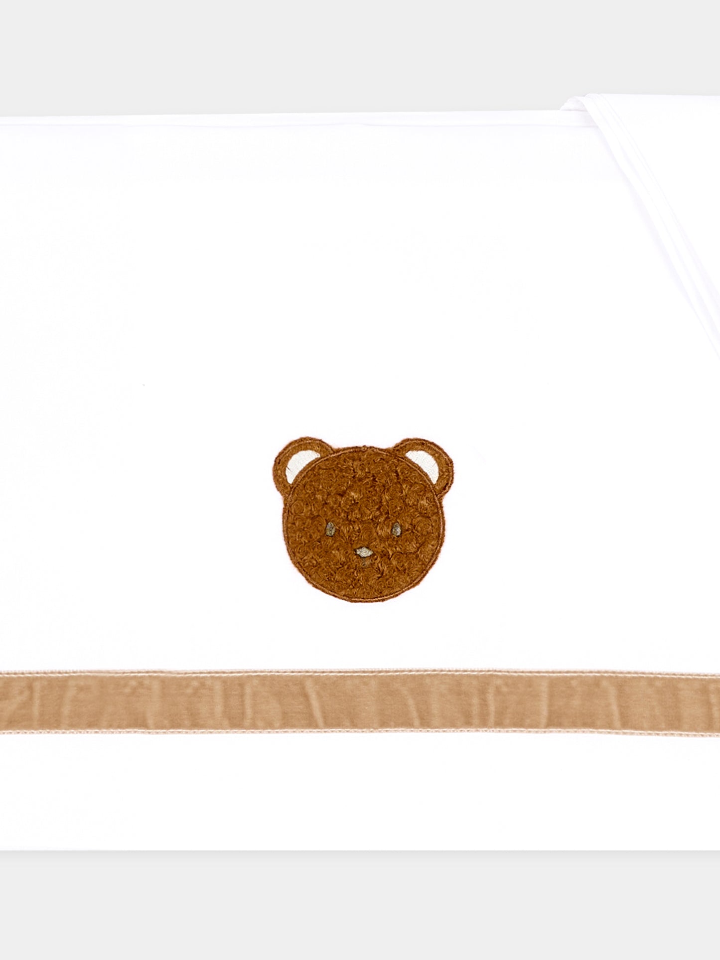 Lenzuola bianche per neonati con orsetto bouclé,Le Boo Beebè,CBL040 1021