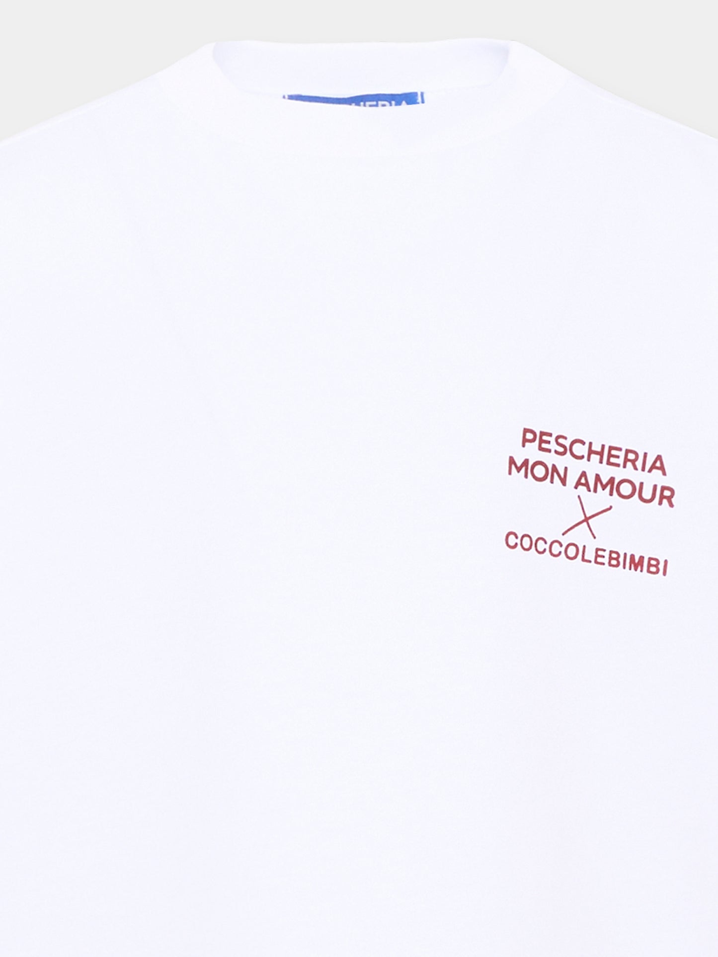 T-shirt a manica corta bianca per bambini con frase sul retro,Pescheria Mon Amour X Coccolebimbi,PMAK TS001 WHT