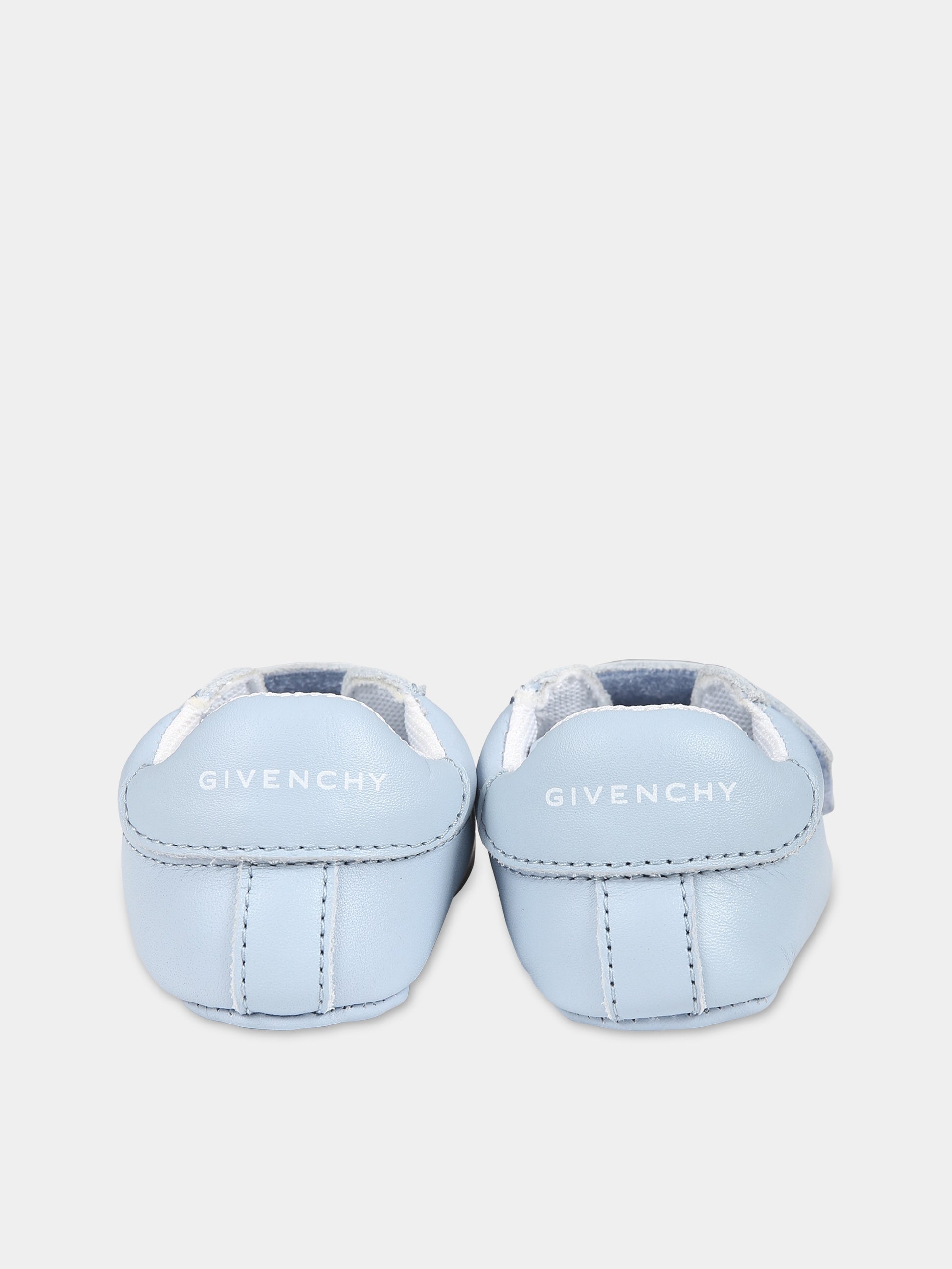Sneakers celesti per neonato con logo,Givenchy Kids,H99048 771
