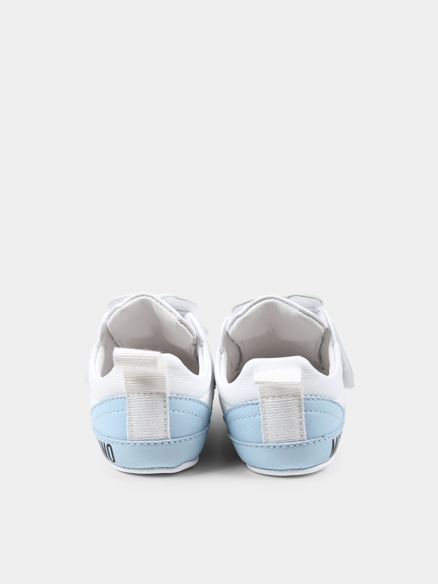 White sneakers for baby boy with Teddy Bear